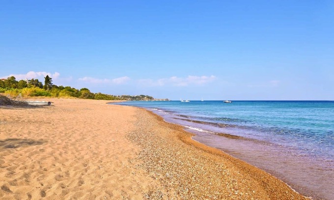 Koroni Appartement | Koroni Seaview Retreat - Summer Escape Lodging