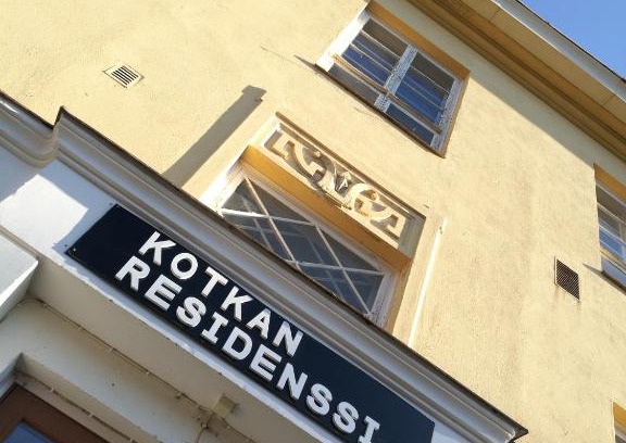 Karhula Maison | Kotkan Residenssi Guesthouse Huonemajoitus