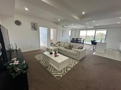 Blacktown Appartement | KozyGuru/Blacktown/3 Bedroom APT/NBL005
