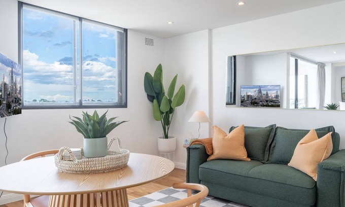 Rozelle Appartement | KozyGuru | Rozelle | Bridge View with Carpark