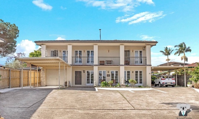 Thornleigh Maison | KozyGuru | Thornleigh 3BR House Nature Convenience