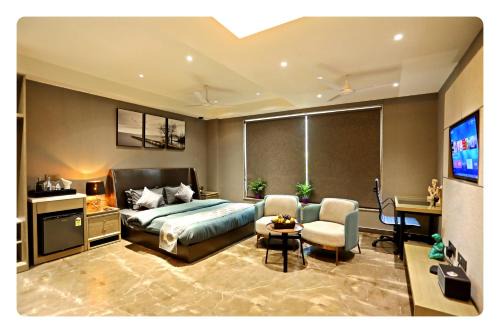 Jasola Hôtel | KRYC Luxury Living near Indraprastha Apollo Hospital