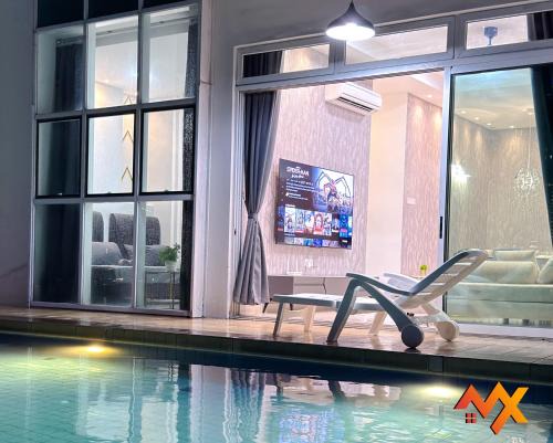 Taman Century Appartement | KSL City Mall 6-20pax Private Lift-Netflix-SmartTV 70inch