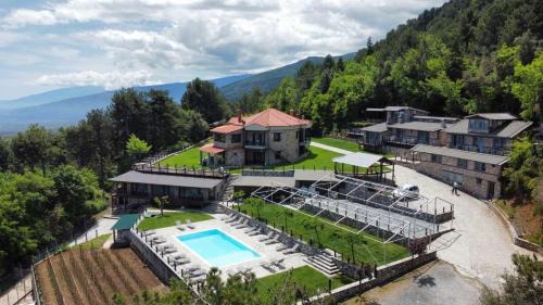 Dio-Olympos Maison | Ktima Faki, Olympus Mountain Accommodation & Retreat
