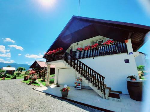 Lic Maison | Kuća za odmor Delak