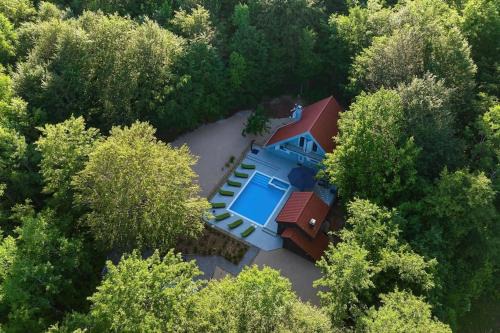 Lovinac Chalet De Ski | Kuća za odmor Secret place