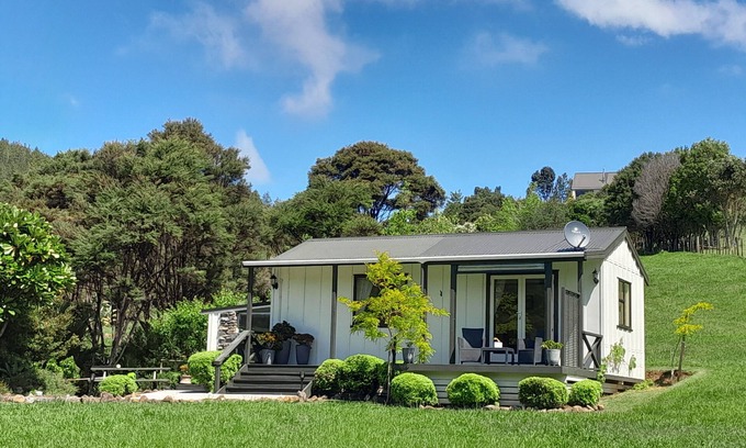 Kuaotunu Cottage | Kuaotunu "s Peebles Cottage