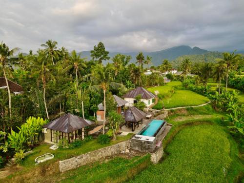 Sawan Maison | Kubu Astina
