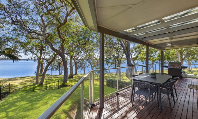 Summerland Point Maison | Kullaroo Lakehouse - Waterfront Reserve