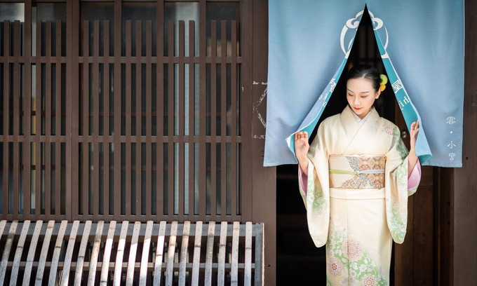 Central Kyoto Villa | Kumo Machiya Stay Sijo: Une grande maison avec une longue histoire d'être loué dans son ensemble