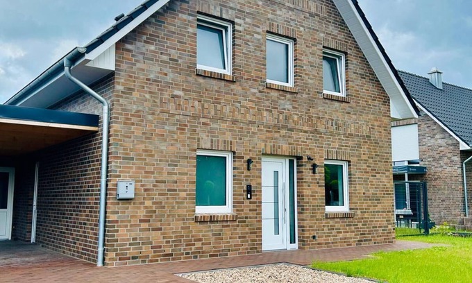 Bad Zwischenahn Maison | Kurblume - stylish ground floor apartment with idyllic garden in Bad Zwischenahn
