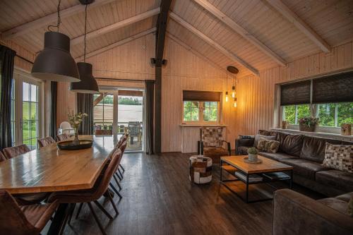 Kuestelberg Chalet De Ski | Kustelberg Lodges
