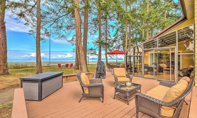 Comox Maison | Spectaculaire 4 chambres front de mer Walk Out Maison de vacances
