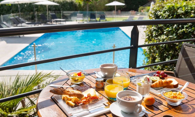 Lunel Hôtel | Kyriad Montpellier Est - Lunel
