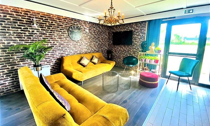 Peronne Hôtel | Kyriad Peronne