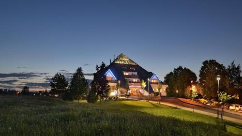 Frantiskovy Lazne Hôtel | Lázeňský hotel Pyramida
