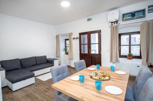 Kastelyosdombo Appartement | Lúdas Matyi Vendégház
