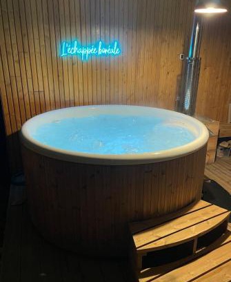 Lamotte-Beuvron Maison | L 'Échappée Boréale et son spa