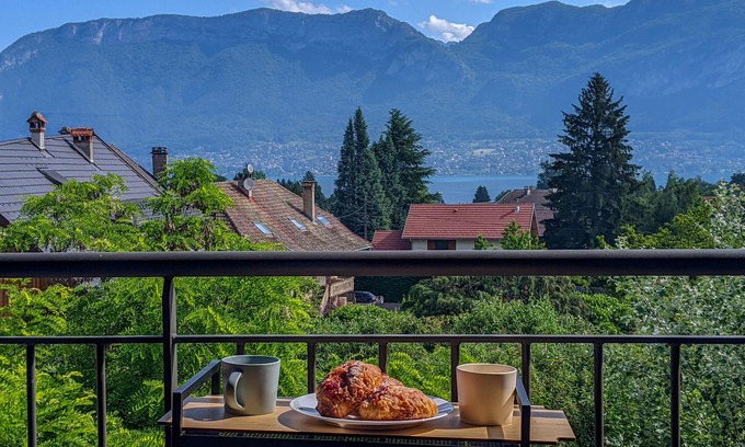 Cessenaz Appartement | L'Écrin Vue Lac