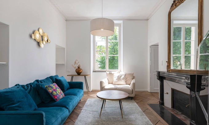 Saint Nicolas - Charles III - Ville vieille - Trois Maisons - Leopold Appartement | L'élégant de Stanislas - T3 lumineux à Nancy