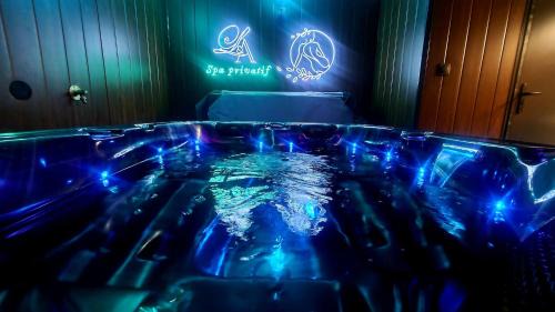 Montigny-sur-Vence Hôtel | L&A Spa privatif