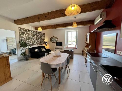Durban-Corbieres Maison | L'abeille