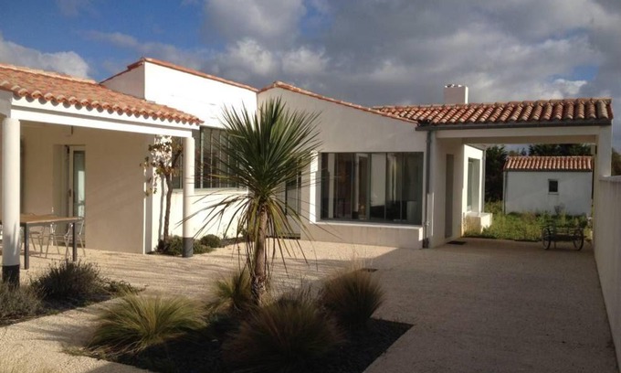 Ile-d'Aix Villa | L Aixcale