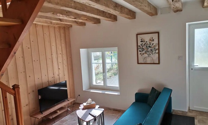 Rochefort-sur-Nenon Maison | L'Alcôve des Falaises