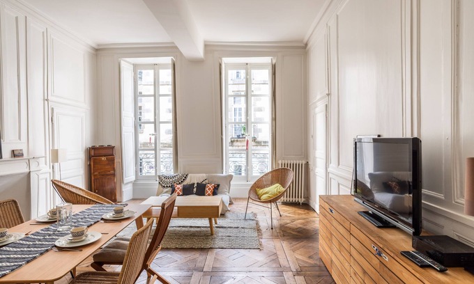 Centre Appartement | L'Alcôve - Volume et Elégance en coeur de ville