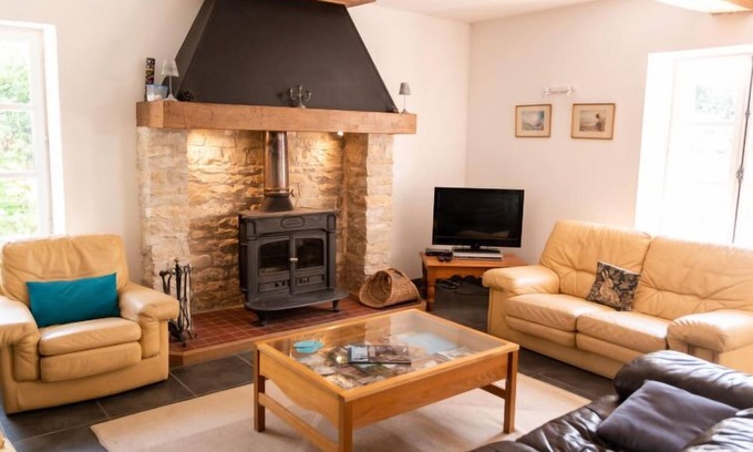 Saint-Martin-sur-Armancon Maison | L'Ancienne Scierie by Interhome