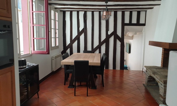 Vitre Appartement | L'Appart - 70 m2 - centre historique de Vitré