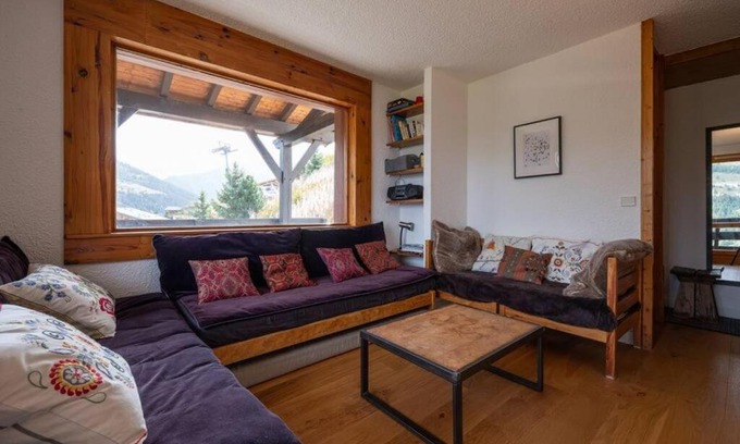 Meribel-Mottaret Appartement | L'Arc-en-Ciel - Appartement sur les hauteurs du Mottaret avec accès aux pistes