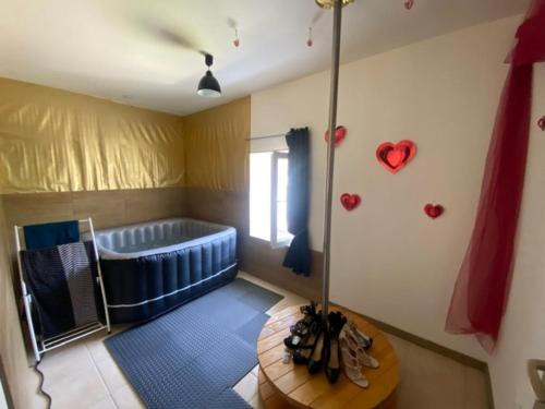 Begnecourt Appartement | L Arc en Ciel Séjour cocooning pour deux avec ambiance Romantique