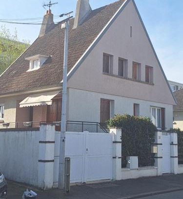Saint-Jean-de-Braye Villa | L'Arche de Yves-Jody