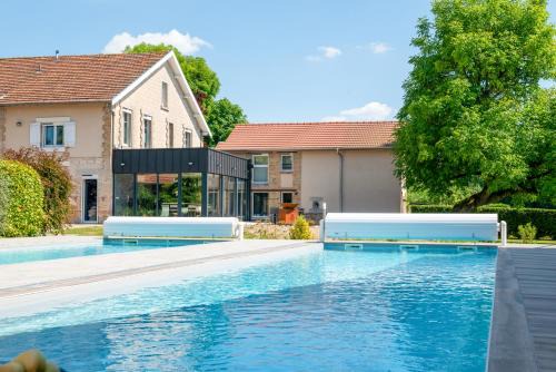 Saint-Hilaire-le-Petit Maison | L'Artbanne - Maison Hestia