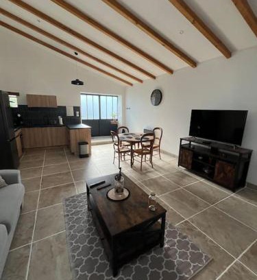 Aunis Sud Appartement | L'atelier gîte classé 3 étoiles