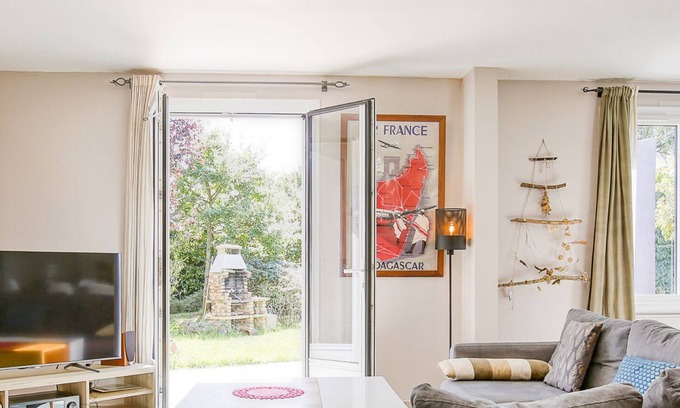 Beaucouze Maison | L'Atoll - Wifi - Jardin - Parking