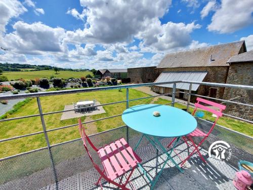 Champeon Maison | L'Auberge Neuve