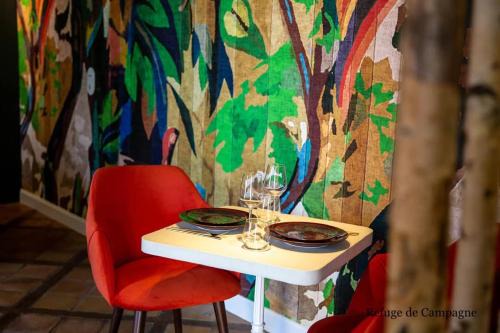 Auchay-sur-Vendee Hôtel | L'authentik petit hôtel LE REFUGE DE MAMIE YO