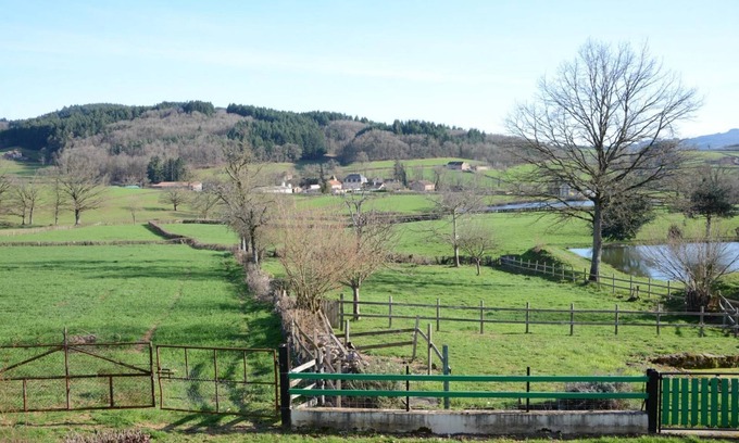 Gibles Maison | L' Auvergnat - GIBLES