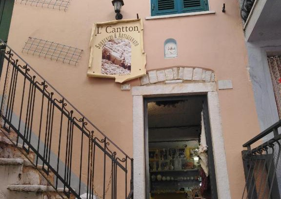 Colonnata Lit Et Petit-Déjeuner | L ' CANTON B & B