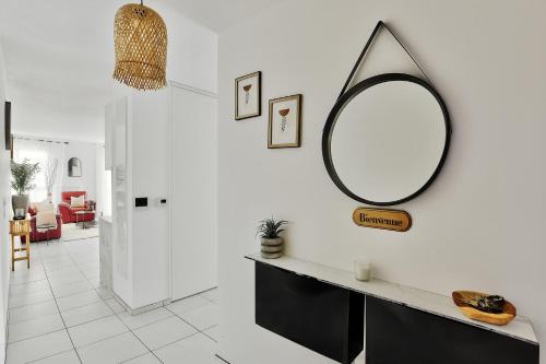 Grigny Appartement | L'Eden Urbain Proche Lyon, Terrasse, BBQ et Parking