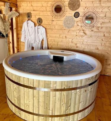 Venizel Chalet De Ski | L'Enseigne -Location de 2 chalets privatifs avec Spa