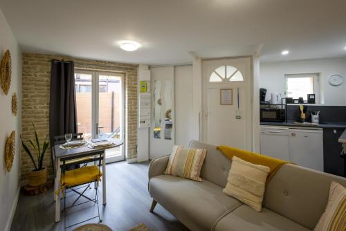 Chatel-Guyon Appartement | L'Escapade - 1 chambre - 2 pers - Terrasse