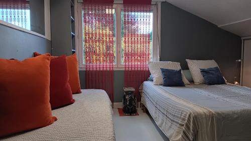 Le Taillan-Medoc Maison | L Escapade Médocaine Guest Room with Private Driver