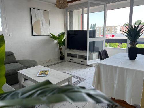 Fleury-les-Aubrais Appartement | L'Espace Privilège - F3 avec Balcon, Lamballe