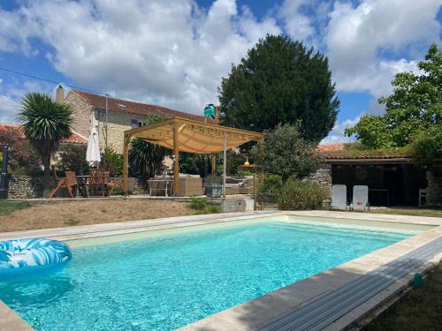 Chaille-les-Marais Maison | L'hébergerie sablotine