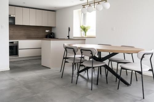 Saint-Ouen-des-Alleux Maison | L Hilaire - Maison - Calme & Jardin