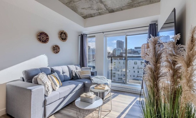 Saint-Roch Appartement | L'Horizon Urbain, Centre Ville, Toit-Terrasse Gym