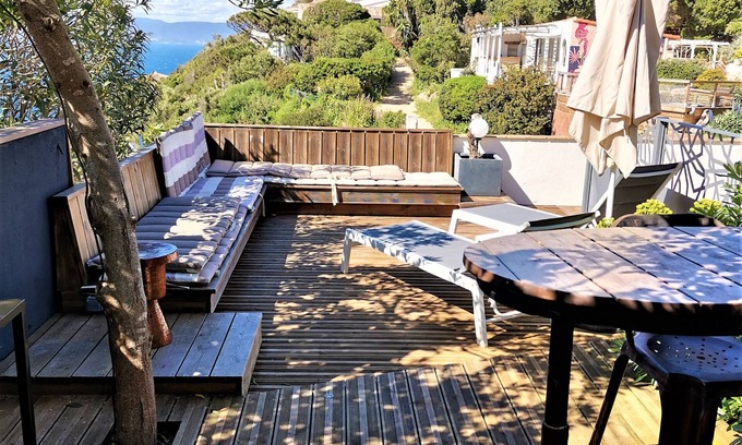 Ile du Levant Appartement | L'Oblade Appartement T2 de 37m2 Climatisé Vue mer Terrasse 30 m2
